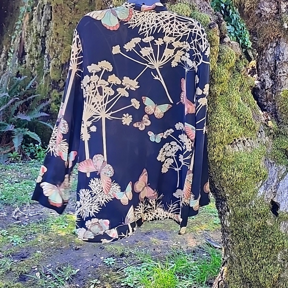 Citron Ladies Large Silk Spandex Sheer Mandarin Collar Black Butterfly Blouse - Picture 9 of 9